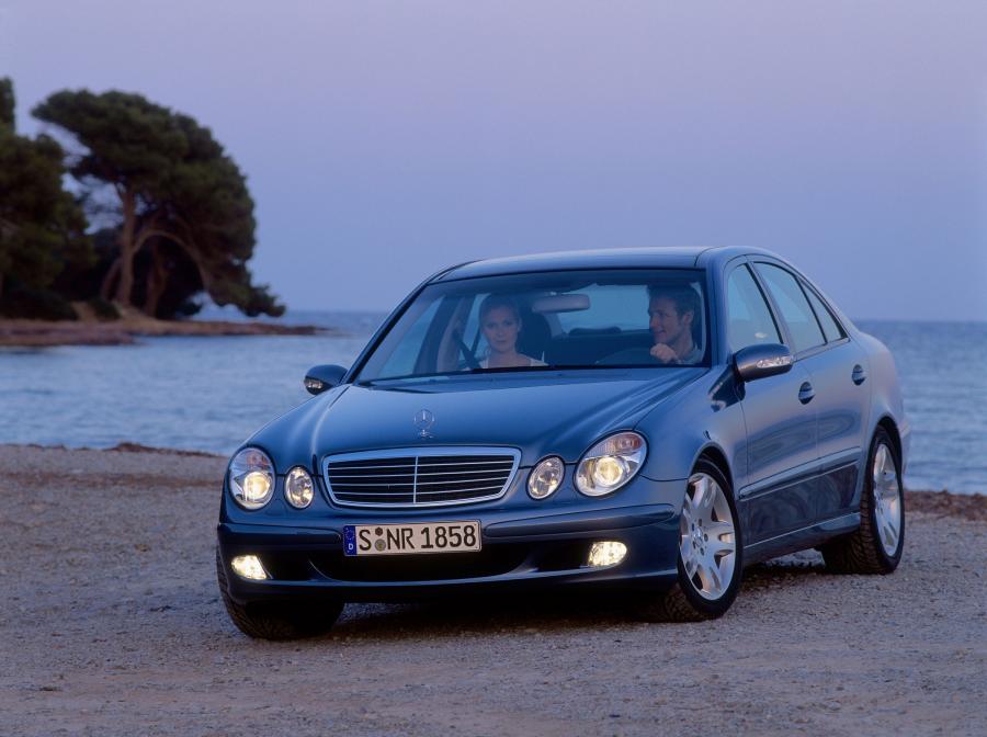  Mercedes-Benz E-Class 2002 года  (фото 322 из 448)
